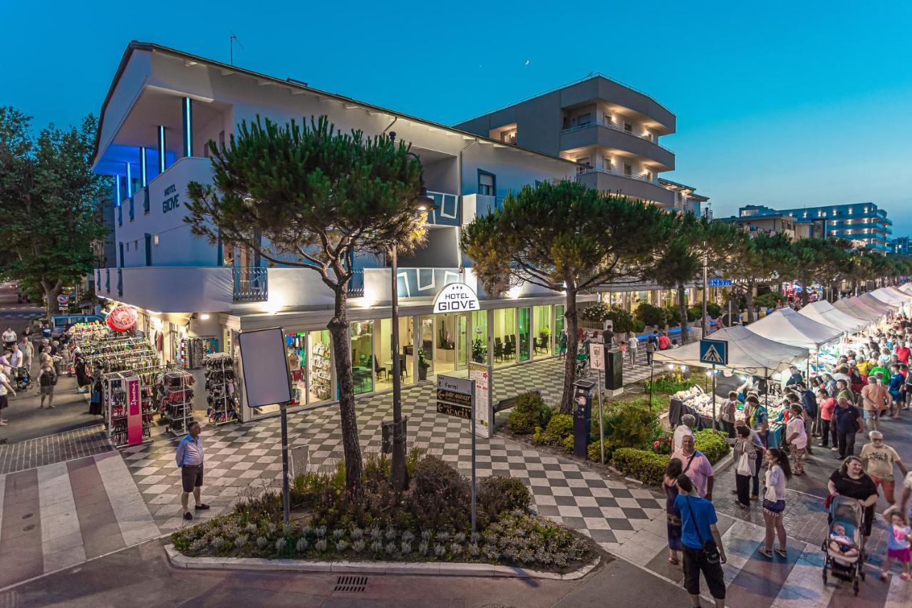Hotel Giove Dipendenza Hotel Fiamma Cesenatico Exteriör bild