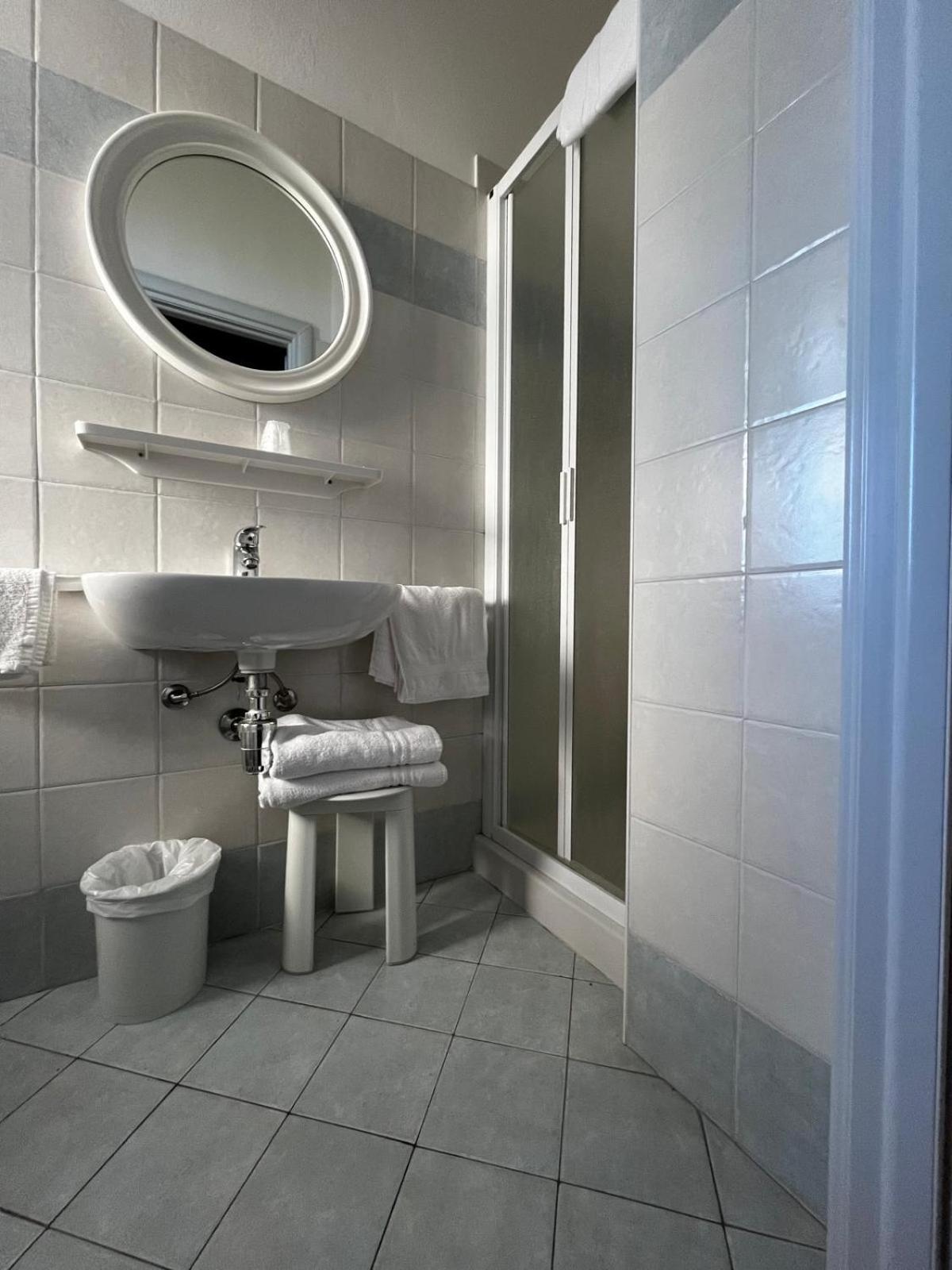 Hotel Giove Dipendenza Hotel Fiamma Cesenatico Exteriör bild