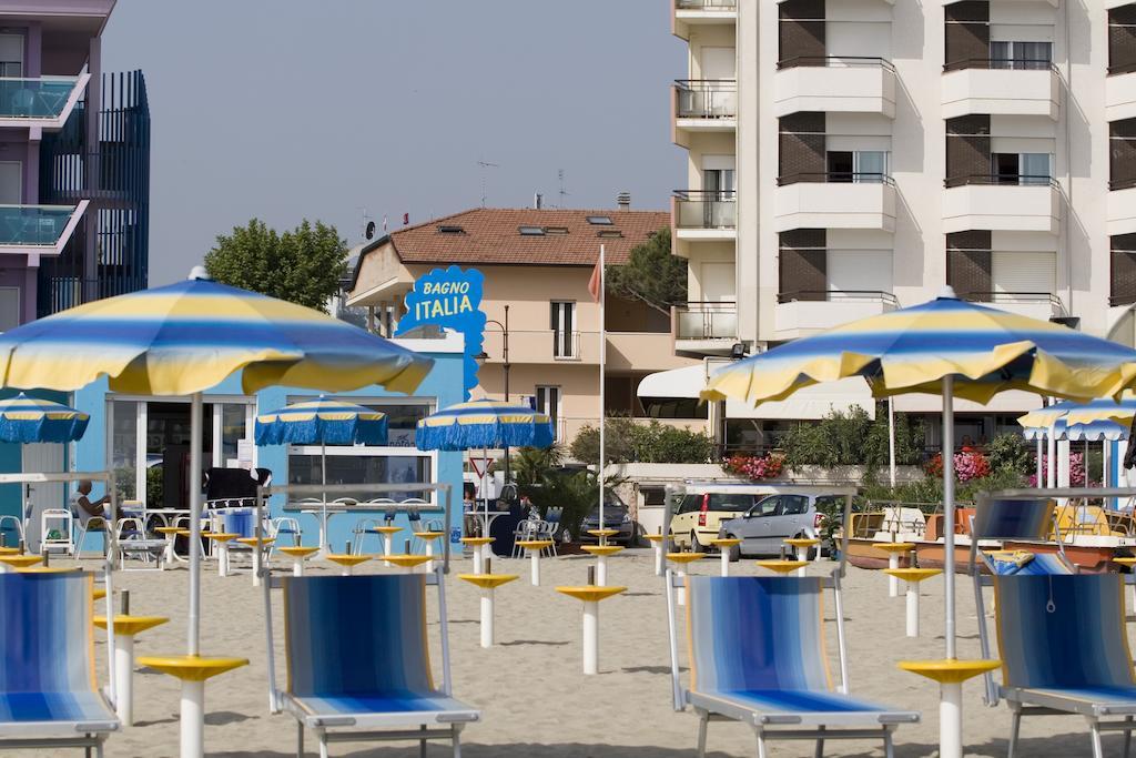 Hotel Giove Dipendenza Hotel Fiamma Cesenatico Exteriör bild