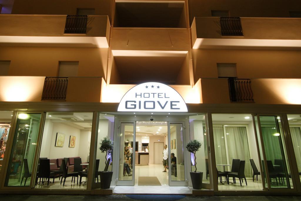 Hotel Giove Dipendenza Hotel Fiamma Cesenatico Exteriör bild